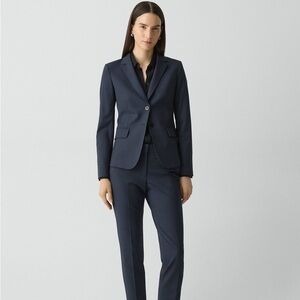 Theory Navy blue sz 6 Women Blazer jacket breathable stretch light fresh wool